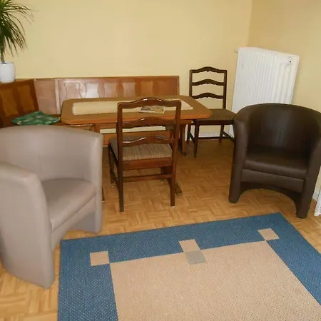 Gasthaus-pension Waldesruhe ゲストハウス 3*